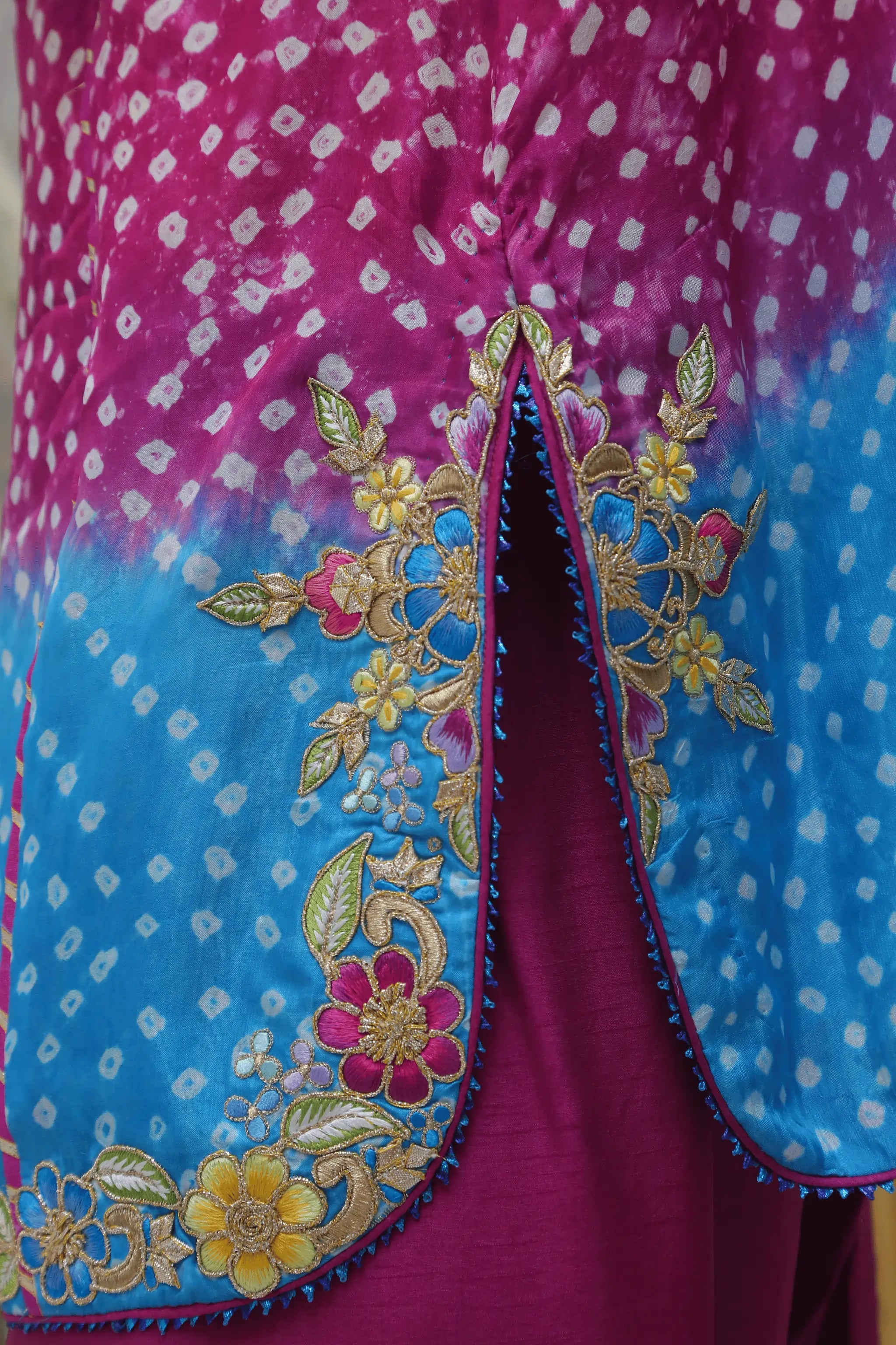 AOI LIBAS Chunri Glow – vibrant mehndi/mayun wedding dress